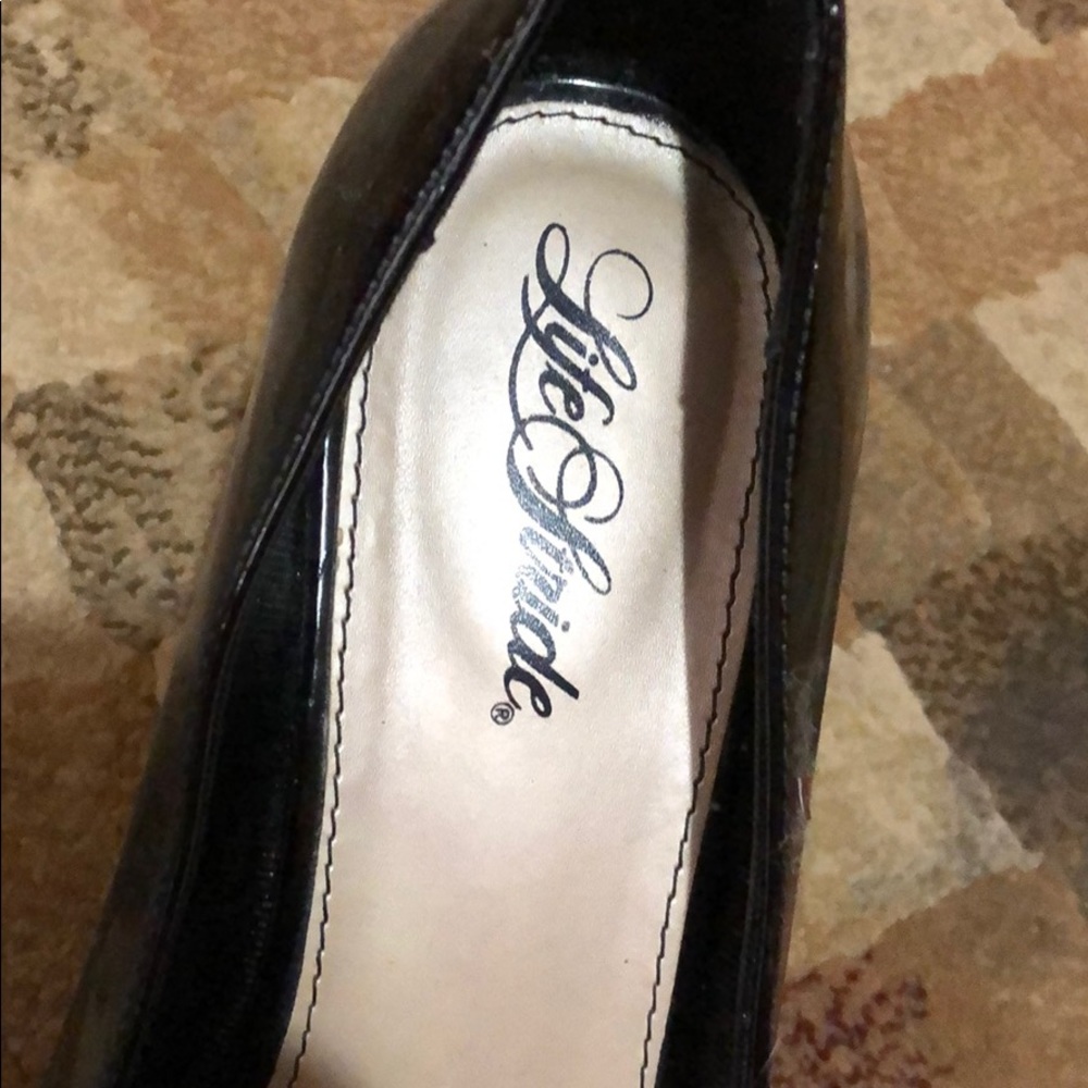 Heels - Picture 2 of 5